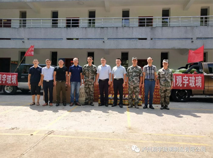 球速体育首页玻璃看望慰问嘉明部队 共叙军民鱼水情